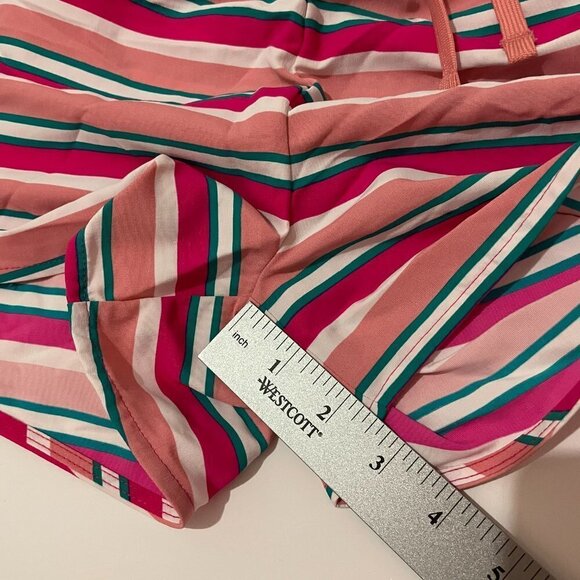 The North Face Class V Mini Shorts Active Athletic - Picture 12 of 12